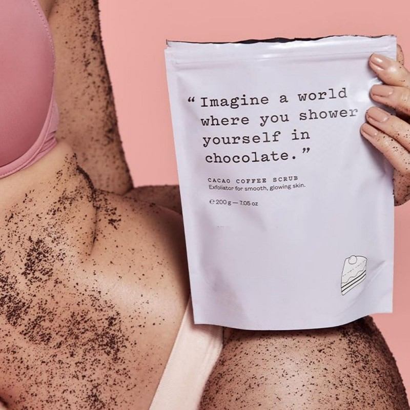 Vomes Body and Foot Scrub propose un nouveau voyage pour les soins de la peau